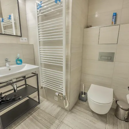 Novy Smichov-2 By Interhome Apartment